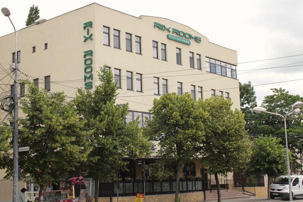 Pensiunea Rix Rooms Focsani Exterior photo